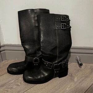 Stradivarius Black Leather Buckle Boots